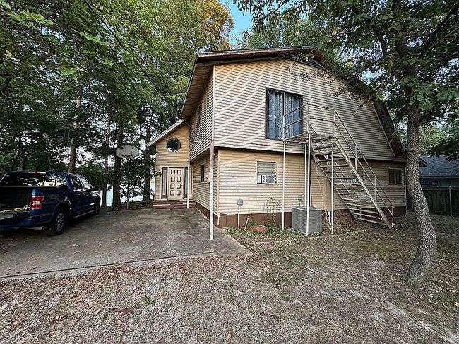 Photo of 405 Triple South Dr, Mount Vernon, TX
