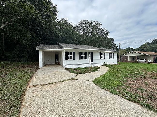 Photo of 1063 Vineyard Rd, Griffin, GA