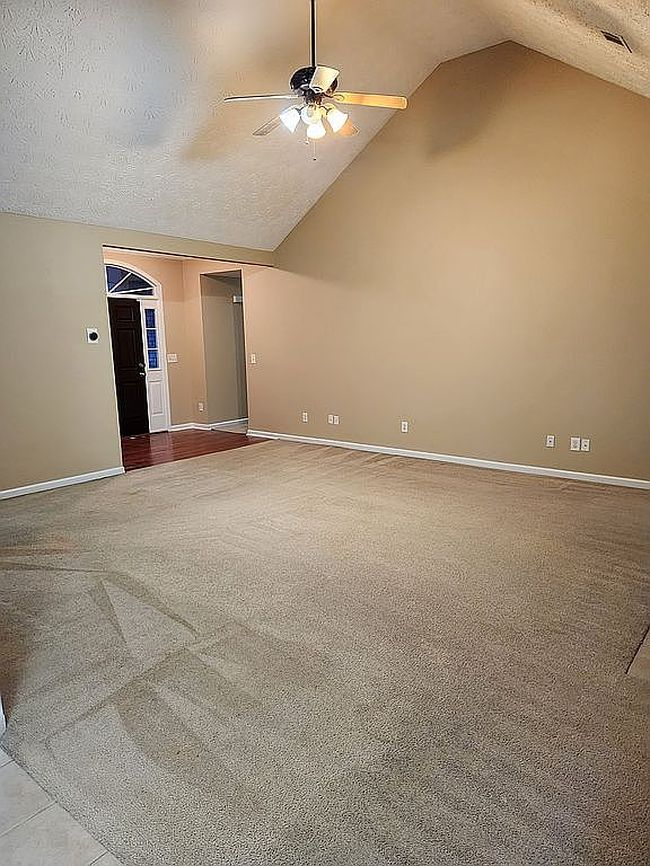 Additional photo 3 of property located at 7992 Ivy Park Dr