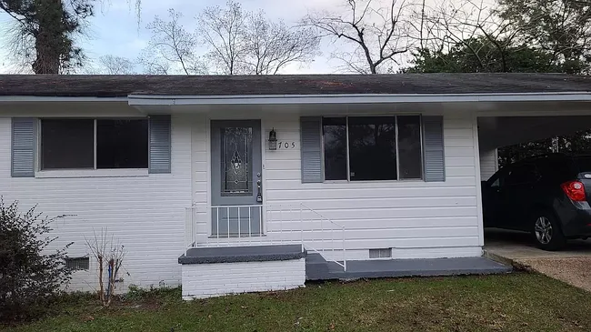 705 Grace Ave, Hattiesburg, MS