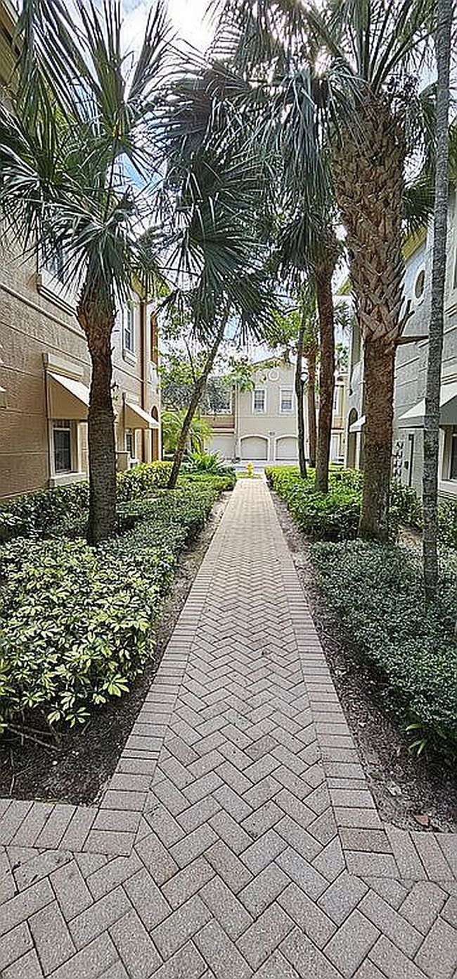 Image of 4851 Bonsai Cir Apt 215