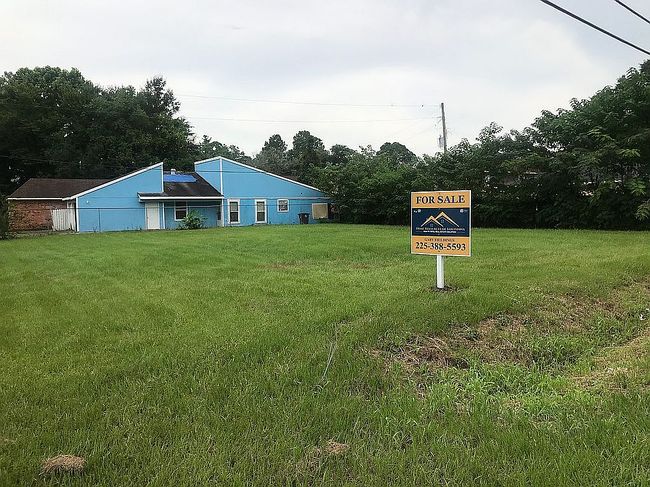 Image of 3328 Lone Oak Dr