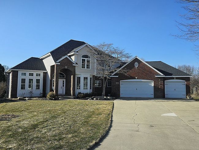 Preview of property located at 7809 Hidden Lake Dr