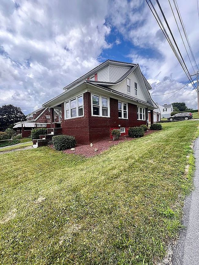 Photo of 1521 Scott Ave, Johnstown, PA