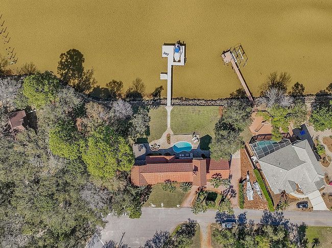 Image of 576 Shelter Cove Dr