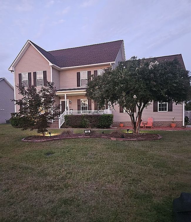 Photo of 185 Sunflower St