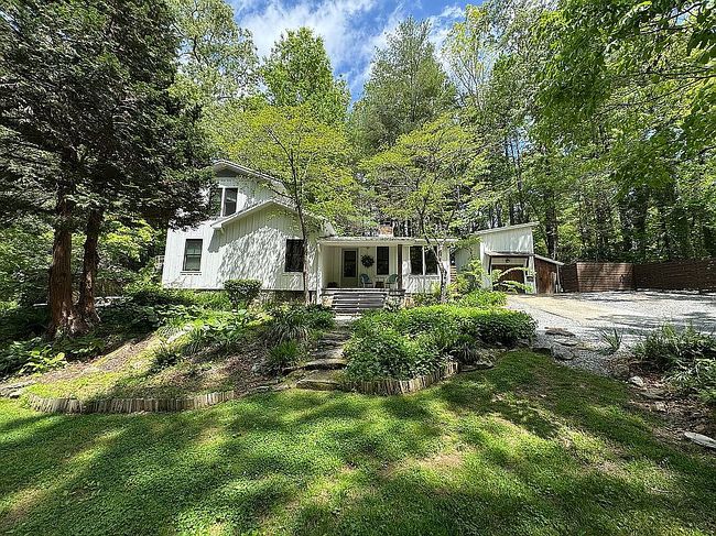 Preview of property located at 2525 Kanuga Rd
