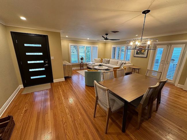 Additional photo 2 of property located at 200 Lamara Way Ne