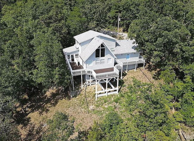 Photo of 53 Arapahoe Dr, Holiday Island, AR
