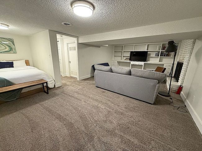 Image of 795 E Woodshire Cir