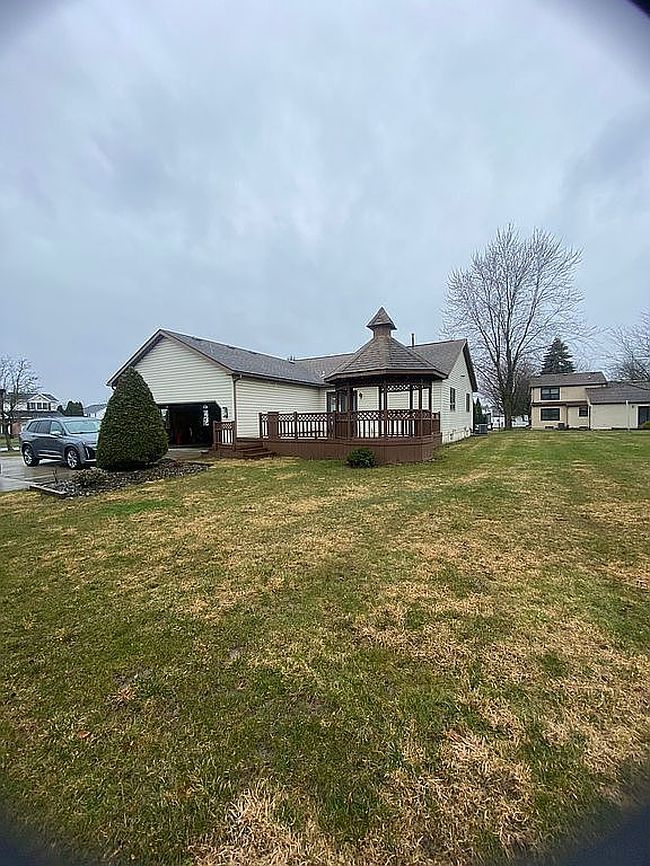 Image of 21 Greenbriar Dr
