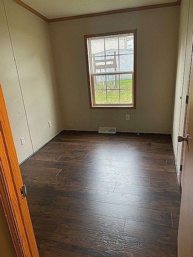 Image of 116 Seneca Ave #116