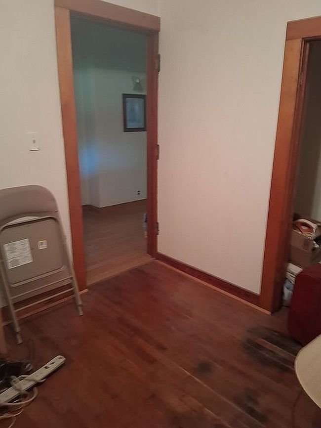 Photo of 28095 Walnut St, Seligman, MO