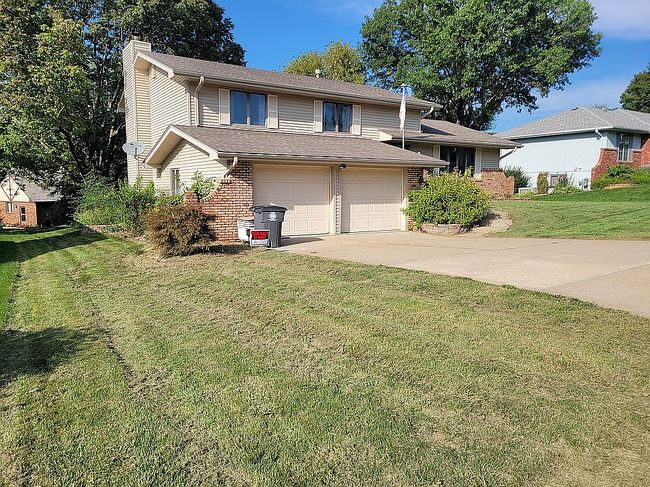 Additional photo 1 of property located at 225 Kingsridge Dr