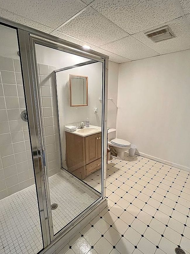 Photo of 29217 Autumn Rdg, Farmington Hills, MI