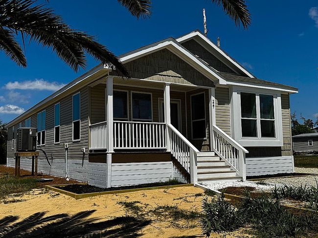 Image of 227 Bay St
