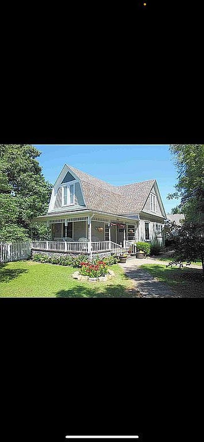 Photo of 203 N Lee Ave, Clearwater, KS