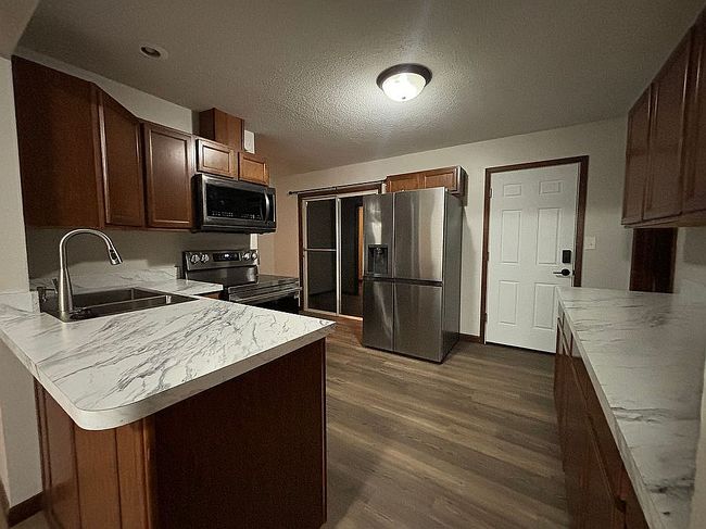 Photo of 530 Linden Ave