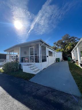 Image of 1518 S 33rd Way