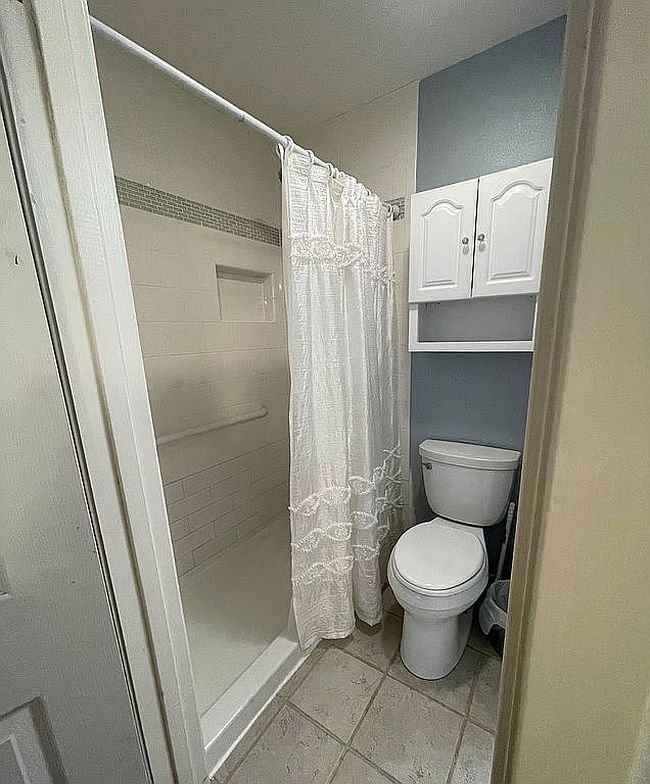 Photo of 210 Londonderry Dr, Victoria, TX
