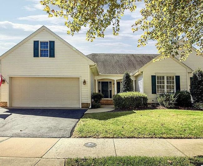 Photo of 212 Spring Crest Dr