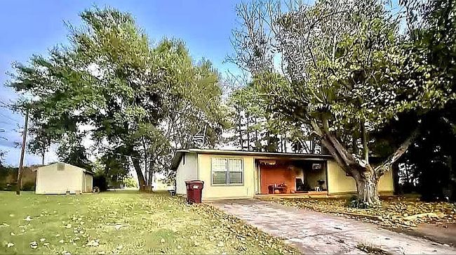 Photo of 220 N Jefferson St