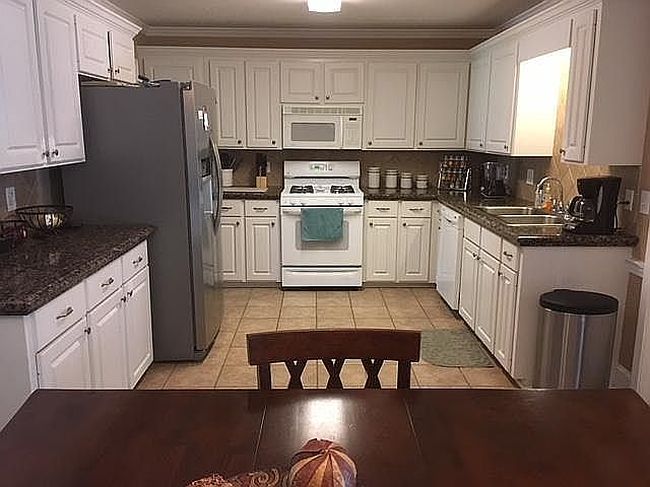 Photo of 2046 S Cobblestone Cv, Brandon, MS