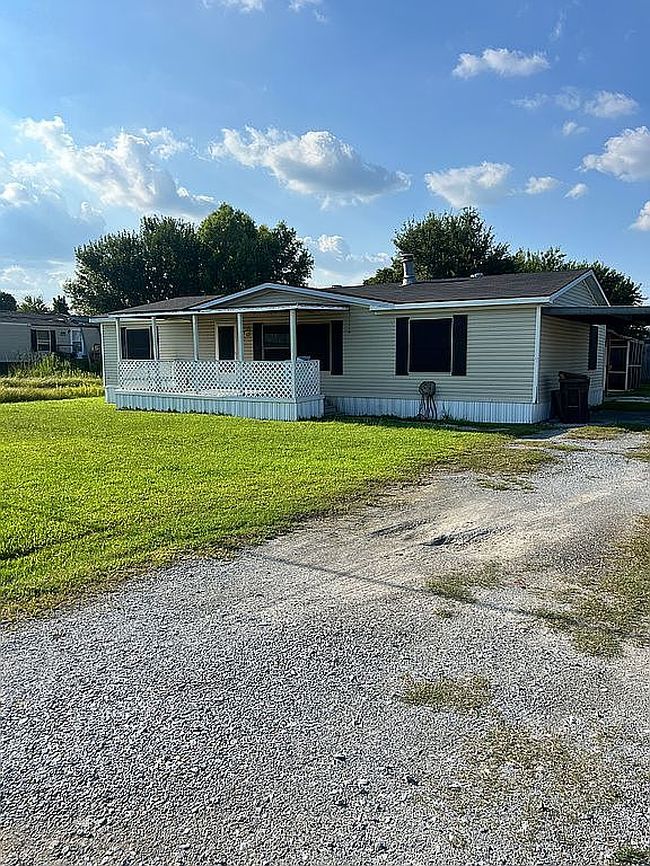 Additional photo 3 of property located at 2504 Dolphin Dr