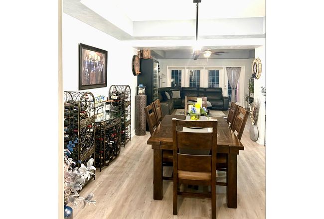 Image of 424 Luna Bella Ln