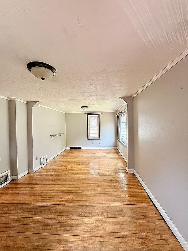 Preview of property located at 511 11th St N