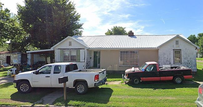 Photo of 600 Eastwood Ave, Caruthersville, MO