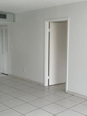 Additional photo 4 of property located at 8625 Nw 8th St Apt 404