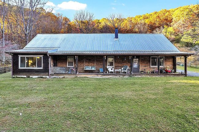 Photo of 437 Still House Hollow Rd, Saltville, VA