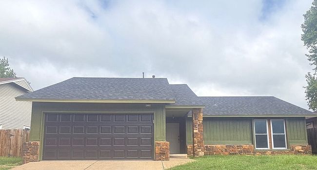 Photo of 9339 S 92nd East Ave