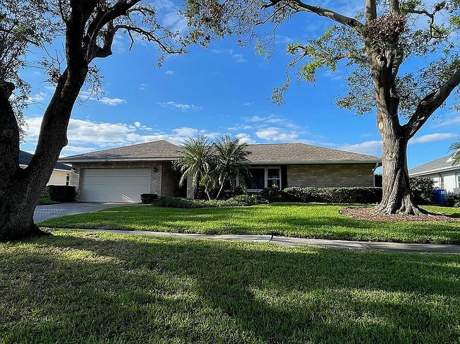 Image of 601 Riviera Bay Dr Ne