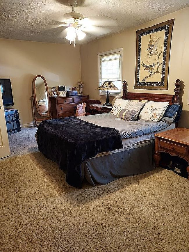 Image of 5888 Jeffrey Ln