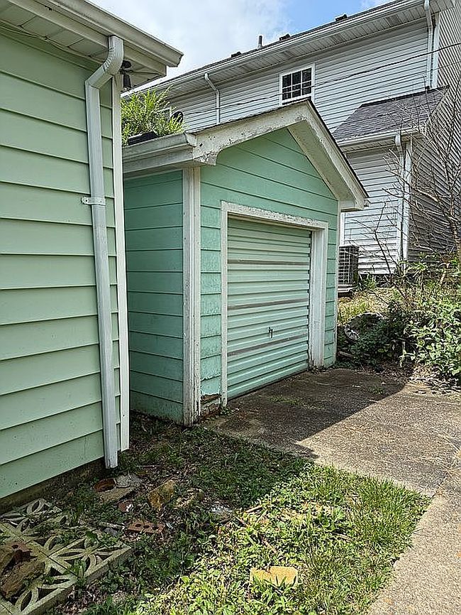 Photo of 303 W Market St, Leitchfield, KY