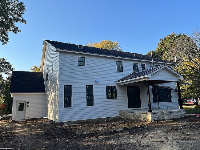 Additional photo 1 of property located at 26W112 Bauer Rd