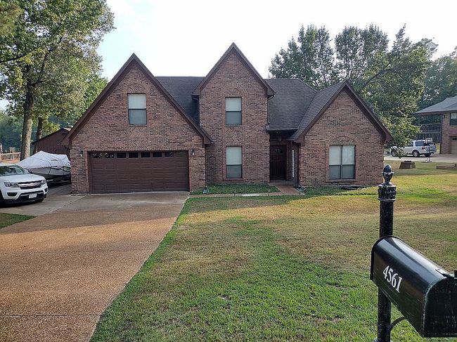 Photo of 4561 Big Horn Dr N