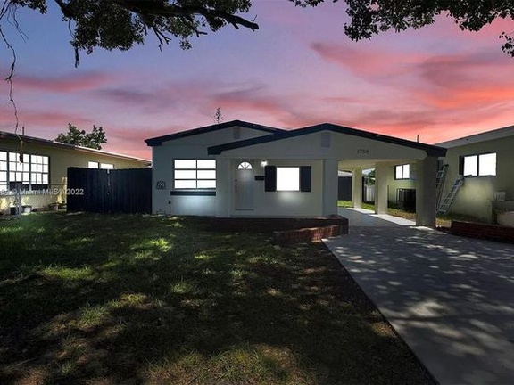 1758 Ne 174th St, North Miami Beach, FL