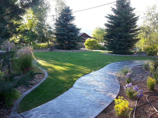 Image of 8 Goodman Ln
