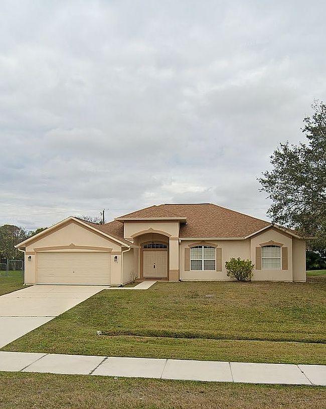 Image of 215 Americana Blvd Nw