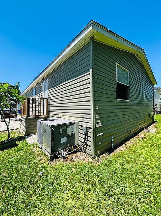 Photo of 5000 Se Federal Hwy Lot 174, Stuart, FL