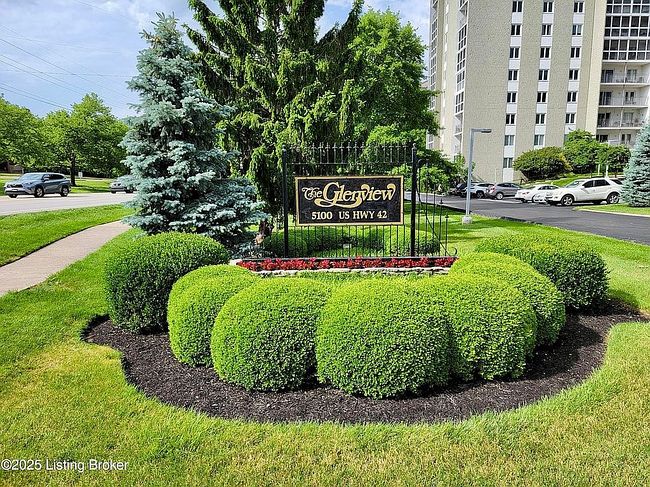 Photo of 5100 Us Highway 42 Apt 211, Louisville, KY