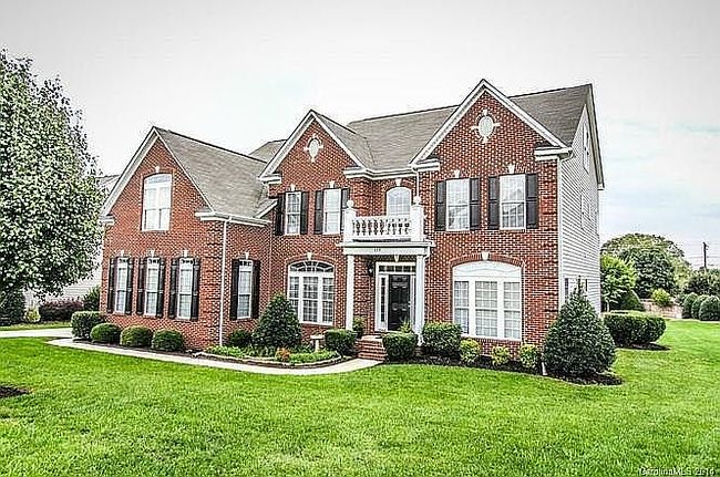 Photo of 139 Corona Cir, Mooresville, NC