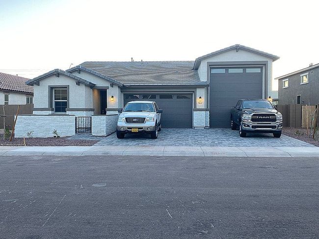 Photo of 913 S 107th Dr, Avondale, AZ