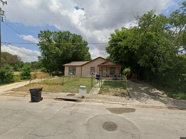 Photo of 203 W Gerald Ave