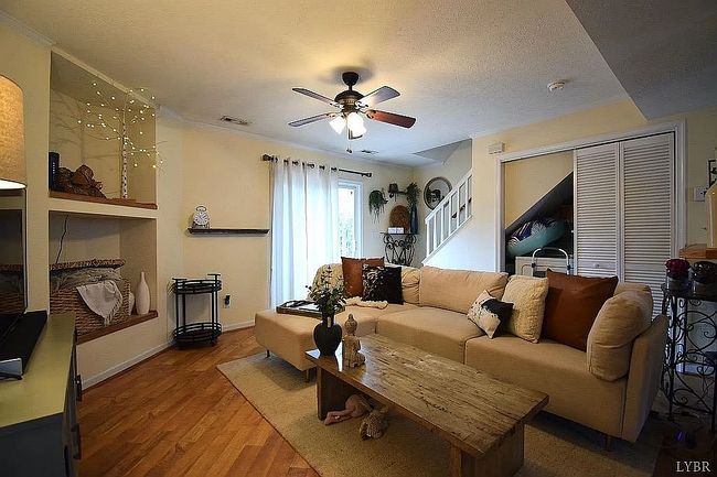 Photo of 1476 Tenbury Dr, Lynchburg, VA