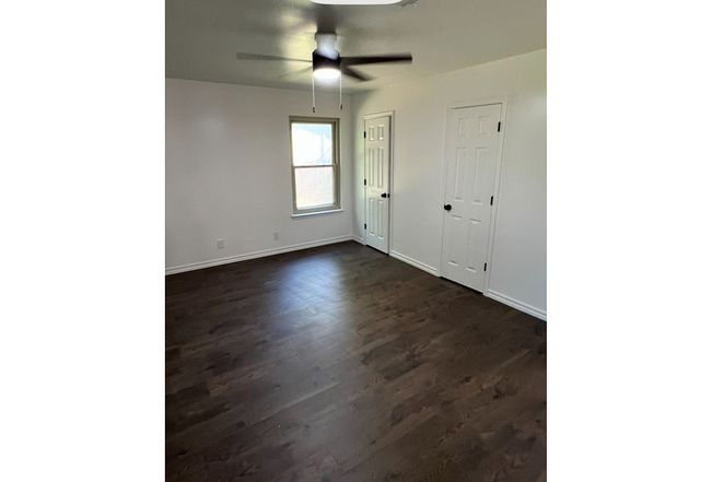 Additional photo 3 of property located at 1800 N 26th St