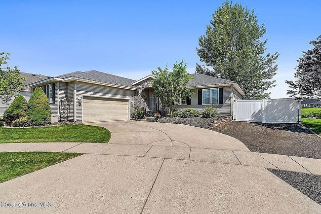 Photo of 425 E Titanium Ct, Post Falls, ID